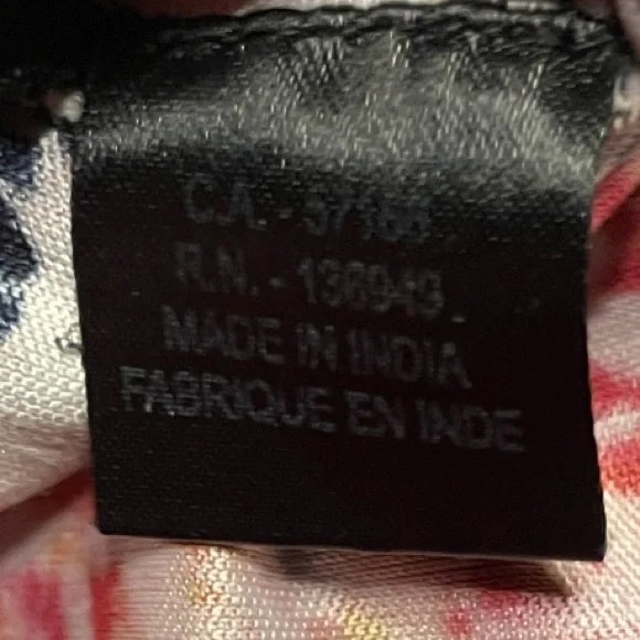 4/$20 Tango Mango Multi Color Patterned Top - Picture 4 of 5